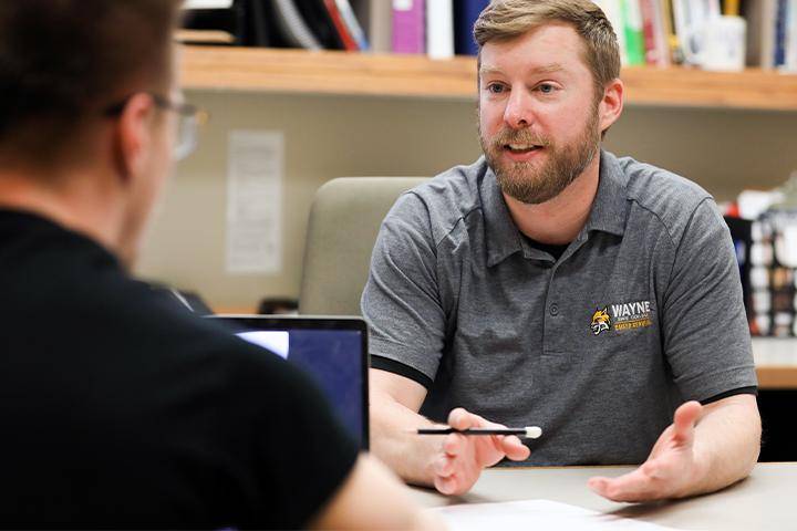 A career coach meets with a student at WSC Career Services