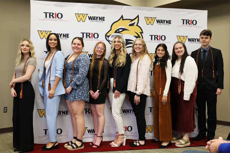 Members of Theta Eta Sigma