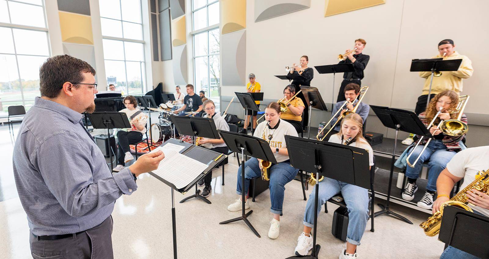 Professor Genslinger instructs students in the Music Department