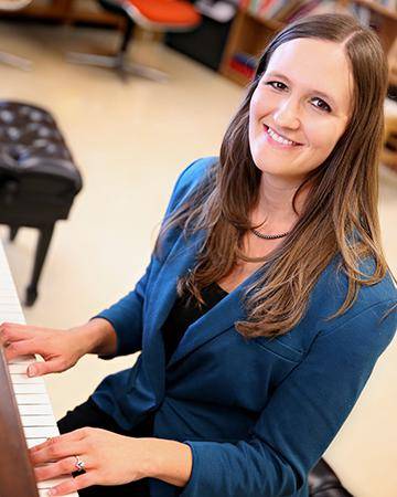 Angela Miller-Niles