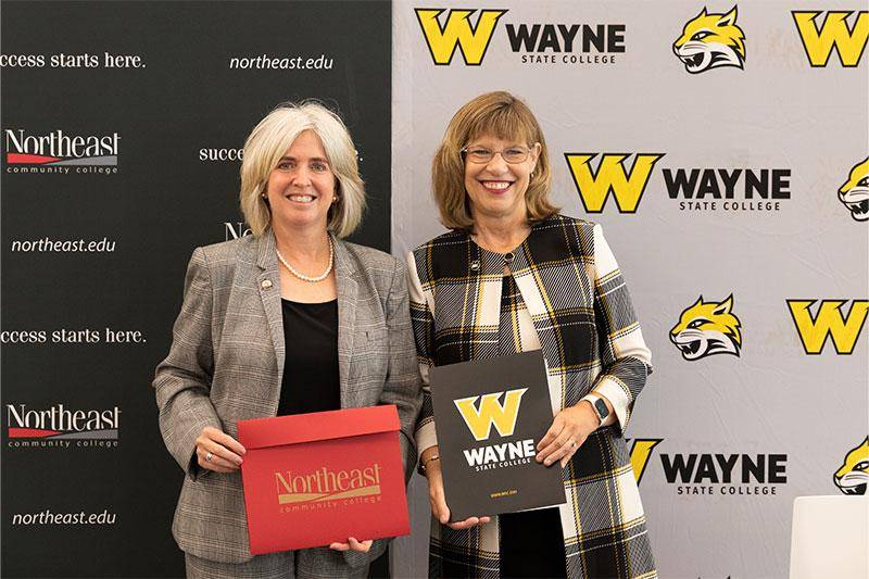 NECC President Leah Barrett and WSC President Marysz Rames
