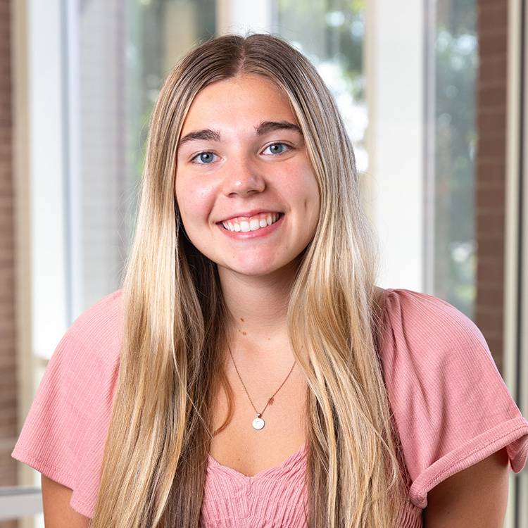 Tutor Cadyn Uttecht