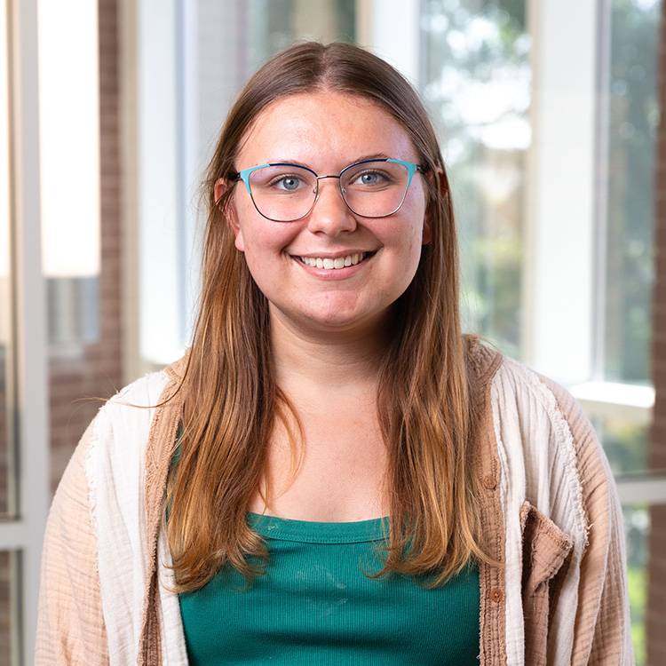 Tutor Josie Brezenski